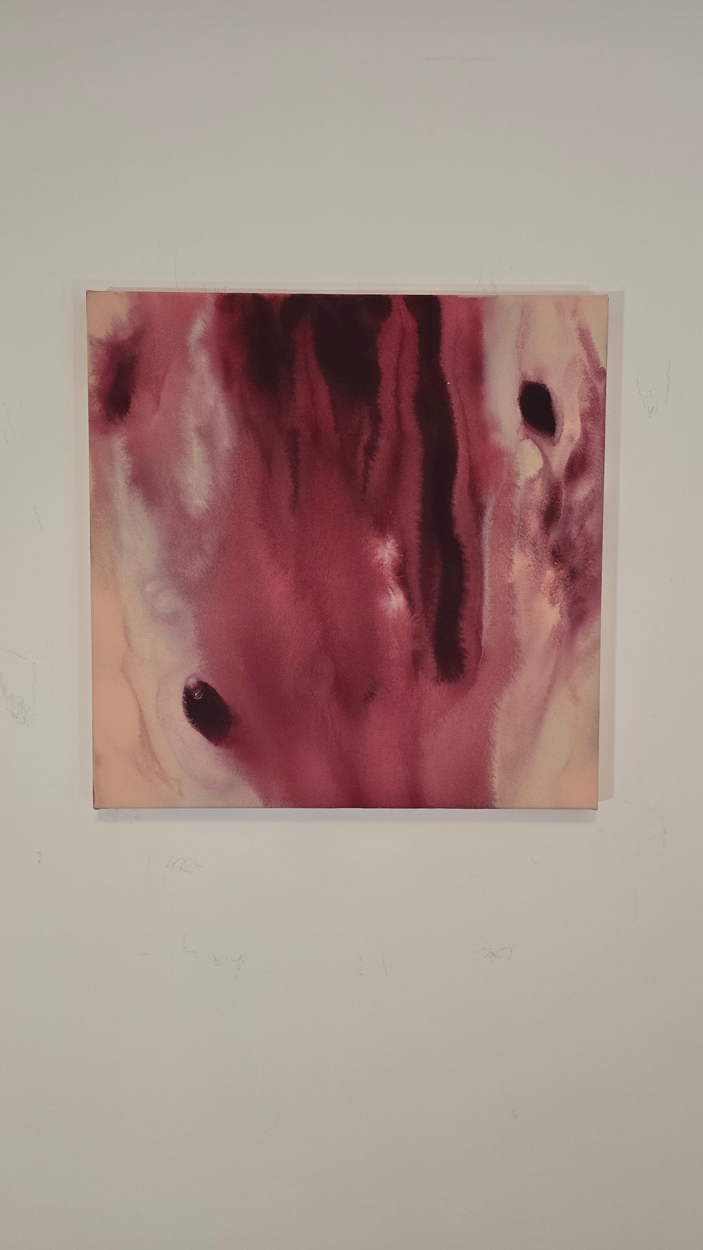 Crimson Descent · 60 × 60 cm