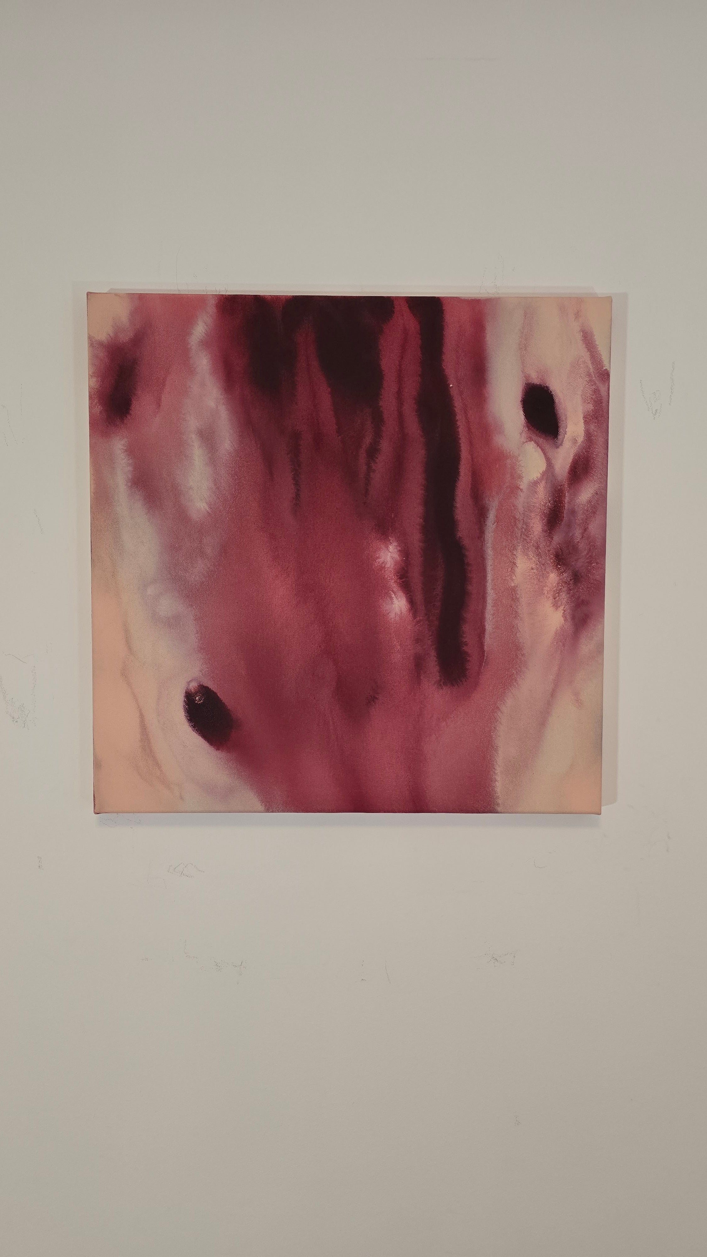 Crimson Descent · 60 × 60 cm