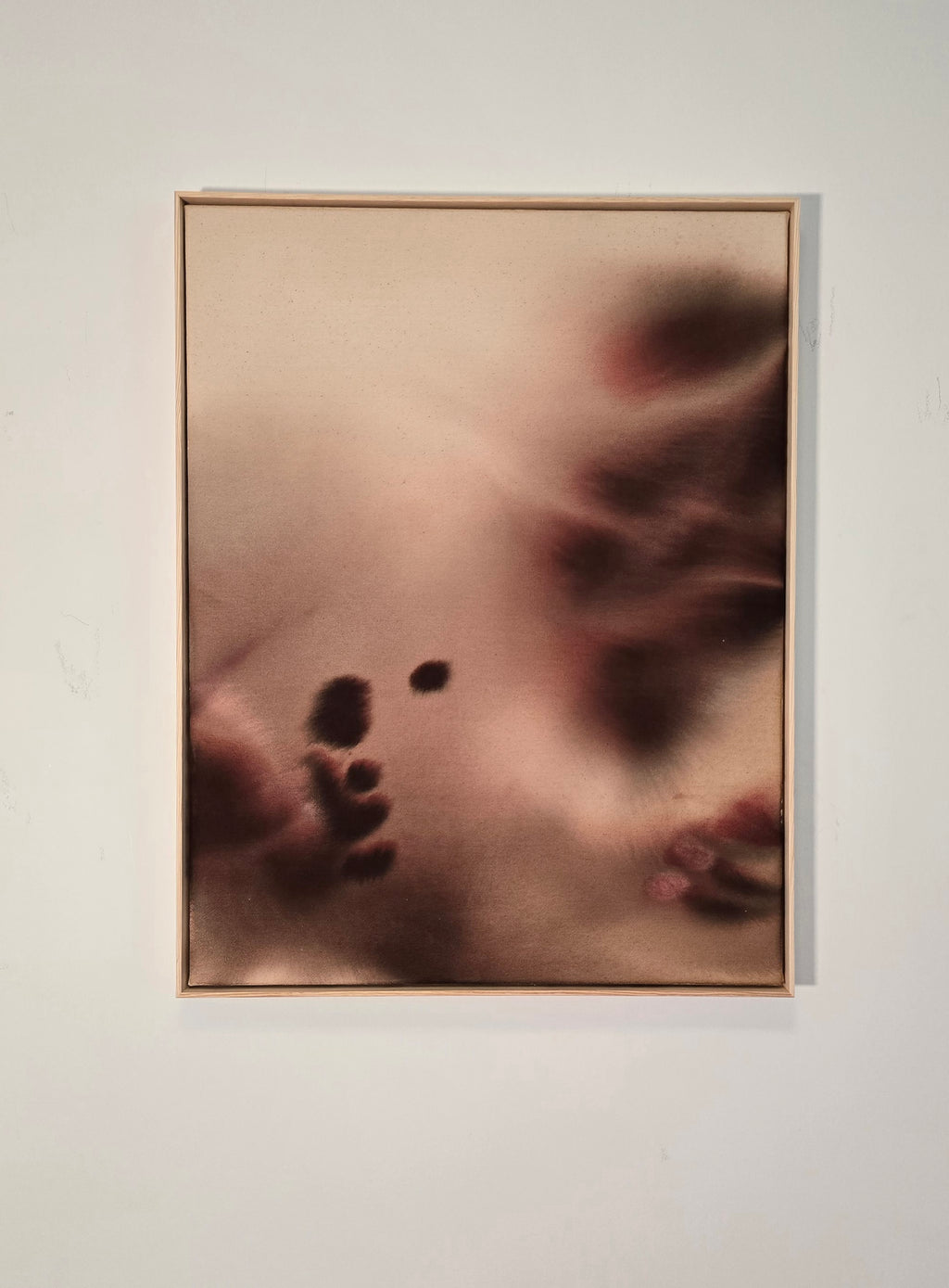 Fading Touch · 80 × 60 cm