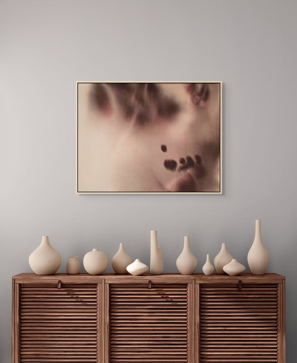 Fading Touch · 80 × 60 cm